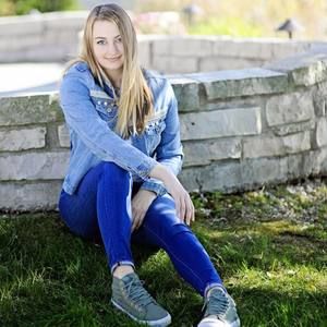 Meet your Posher, Alyssa